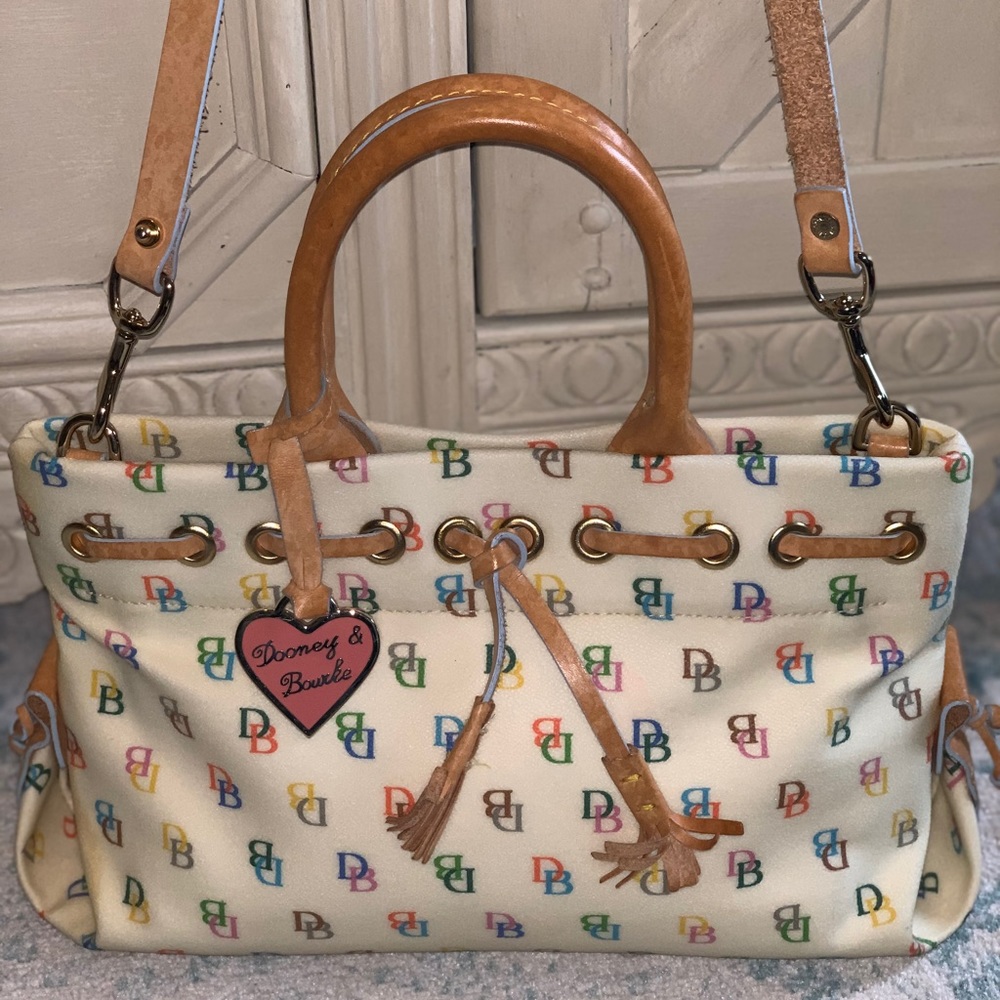 💋 Dooney & Bourke Colorful Handbag